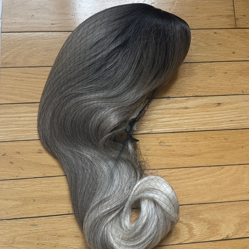 Womens Natural 24” Hair Heat Resistant Brown Ombre Ash Blonde NEW